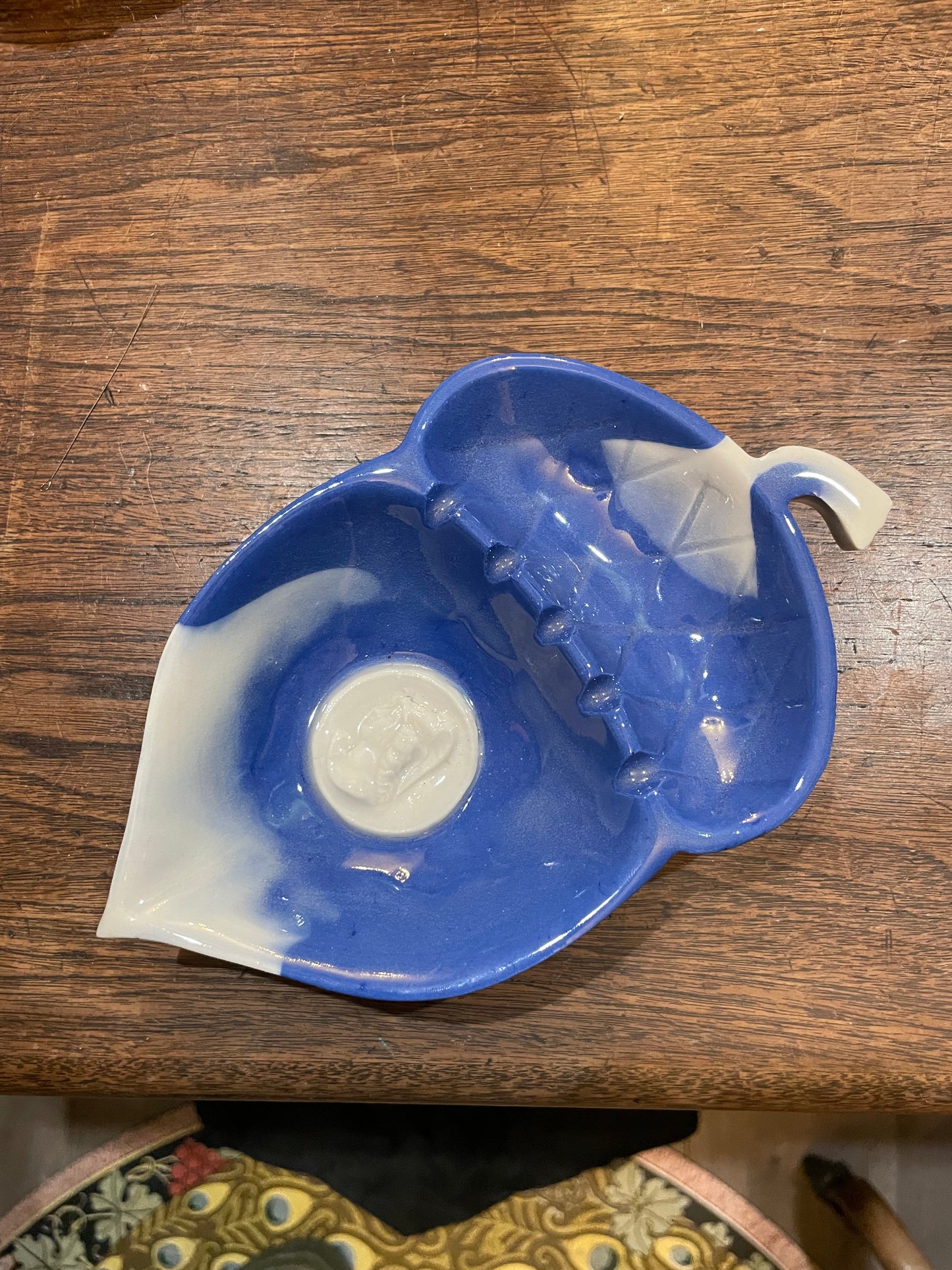 Acorn Shaped Tray