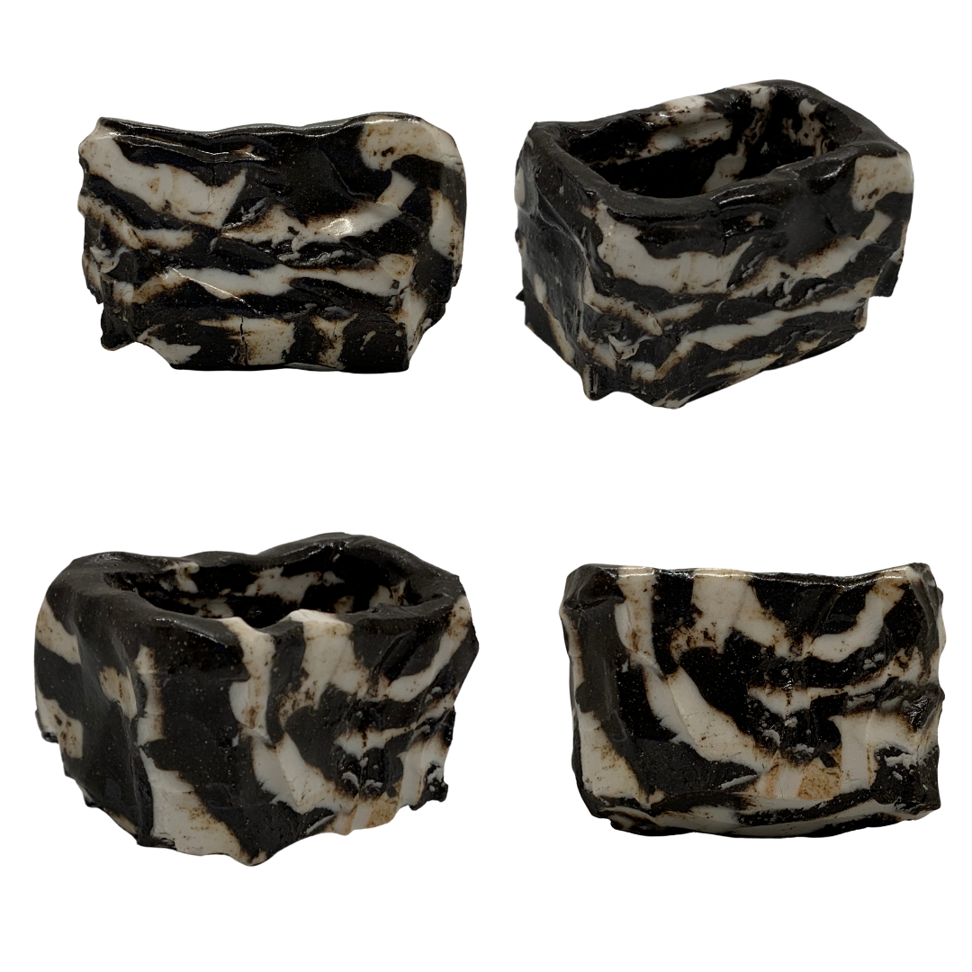 Small carved tub dish .